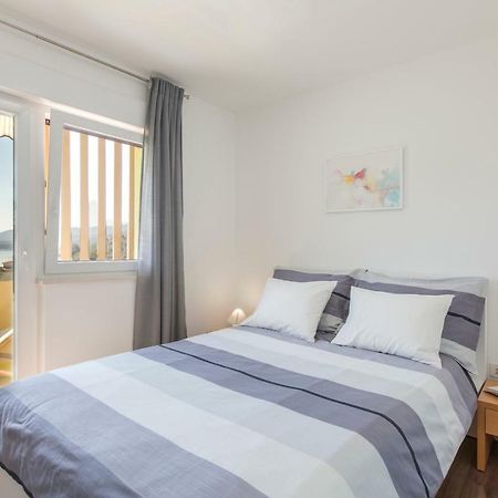 Apartment Dora Rabac Eksteriør bilde
